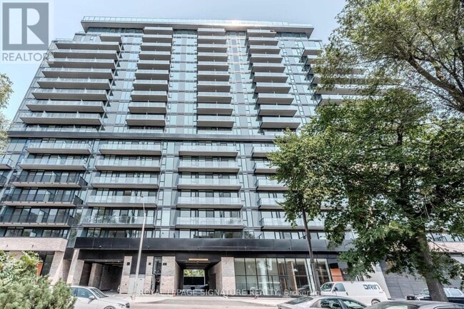 Building Photo - 3009-3009 Novar Rd