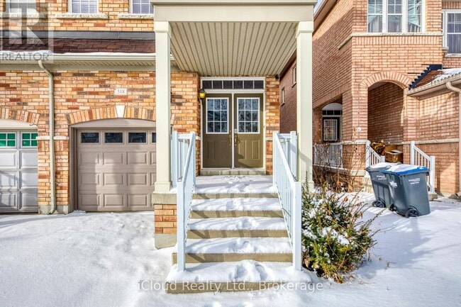 Building Photo - 518 Coach Dr