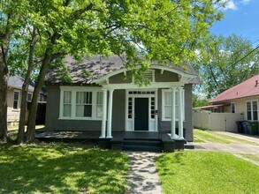 Building Photo - 2812 Beacon Ave