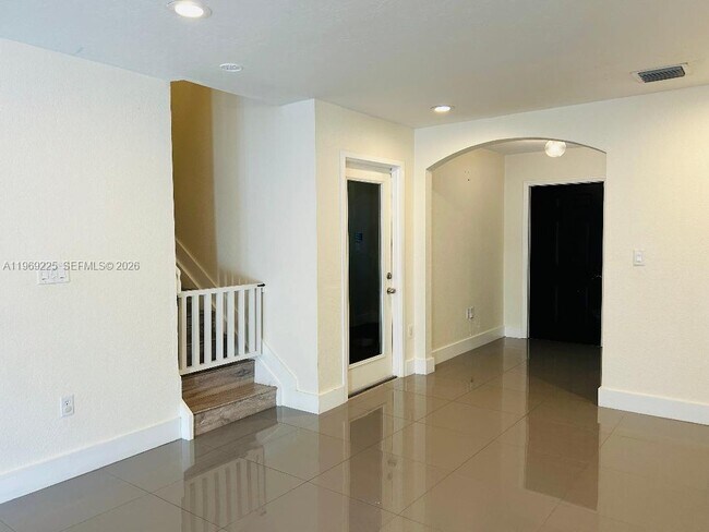 Foto del edificio - 8892 SW 223rd Terrace