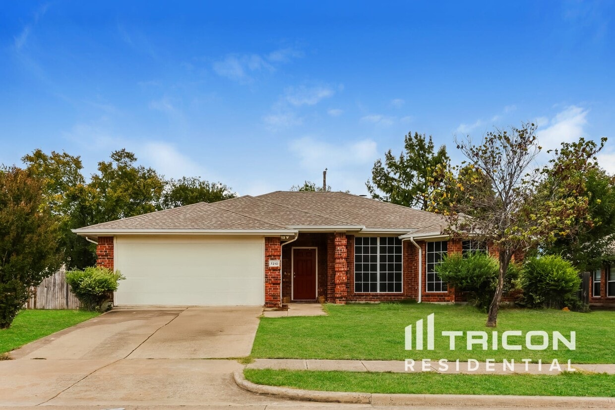 Primary Photo - 7210 Compass Point Dr