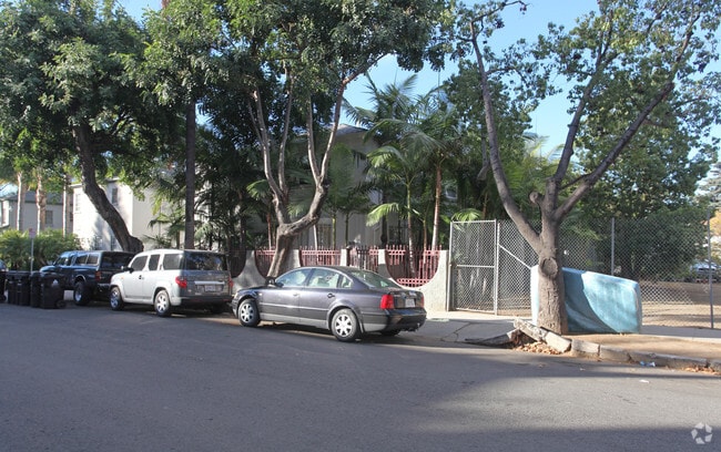 Building Photo - 1819-1821 New Hampshire Ave