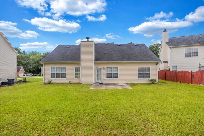 Foto del edificio - Charming 3BR Ranch in Riverdale – Minutes from I-75!