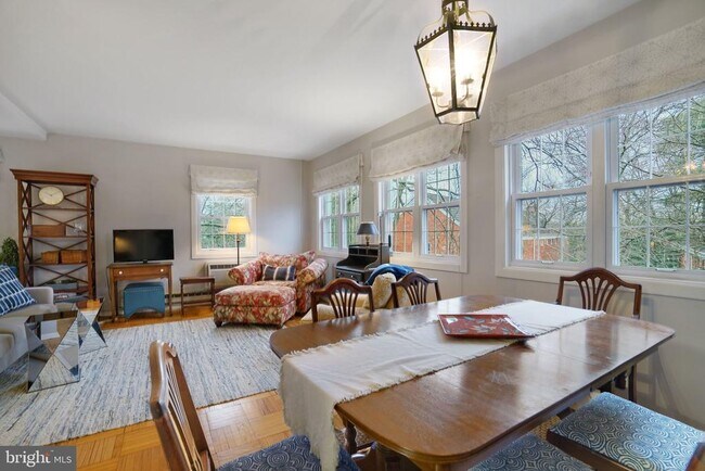 Foto del edificio - 1629 Fitzgerald Ln