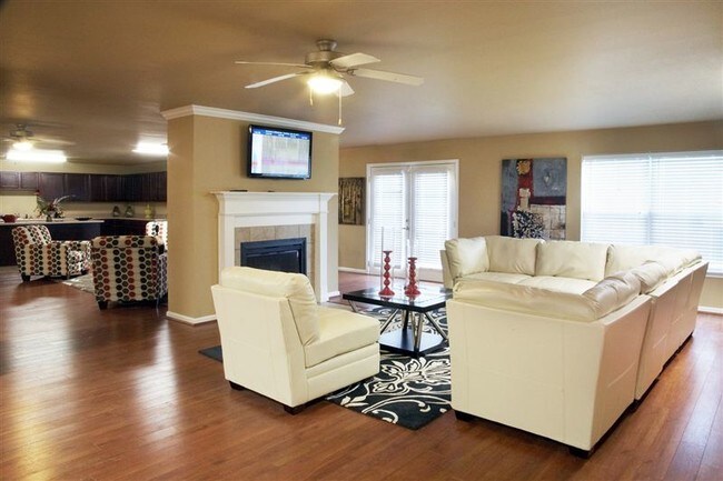 Foto del edificio - 10216 Richsmith Ln