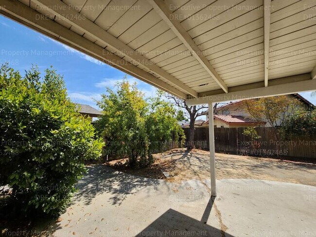 Foto del edificio - 3 Bedroom 2 Bath Great Location