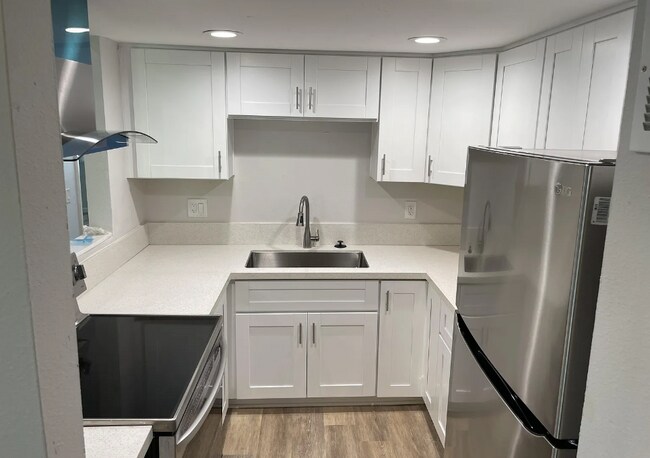Foto del edificio - 6646 Kelly St