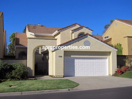 Primary Photo - Extraordinary 3 Bedroom, 3 bath Canyon Lak...
