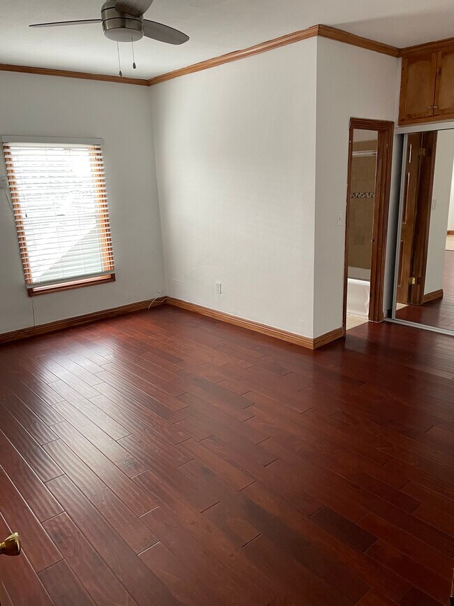 Foto del edificio - 1134 N Edgemont St