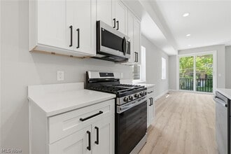 Building Photo - 4720 Walworth Ave