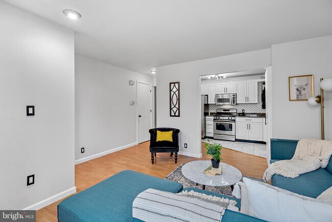 Foto del edificio - 814 11th St NE