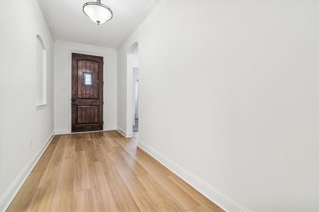 Building Photo - 16400 Stillhouse Hollow Ct