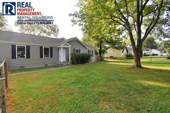 Building Photo - Adorable 3 bedroom home in Smyrna! Storage...