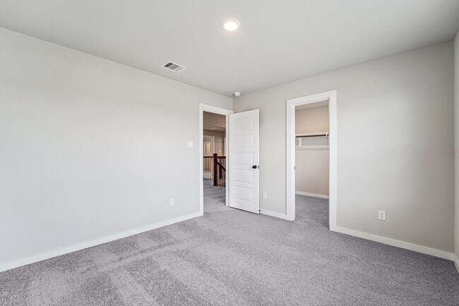 Foto del edificio - 15011 Red Buckeye Dr