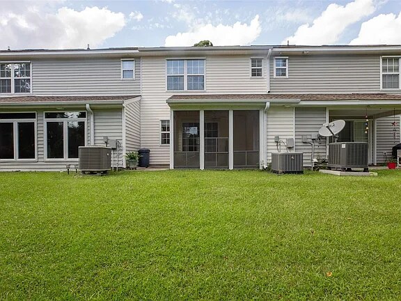 Foto del edificio - 962 Palisade Cir