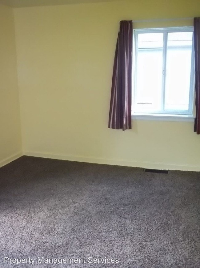 Building Photo - 4 br, 1 bath House - 58705 Old County Road 17