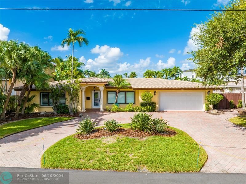 Foto principal - 3515 NE 30th Ave