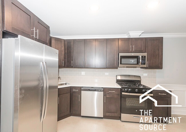 Foto del edificio - 4117 S Michigan Ave