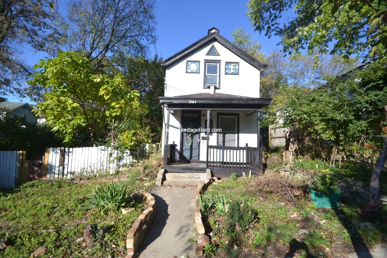 Foto principal - Newly renovated 3 bedroom in West Price Hill