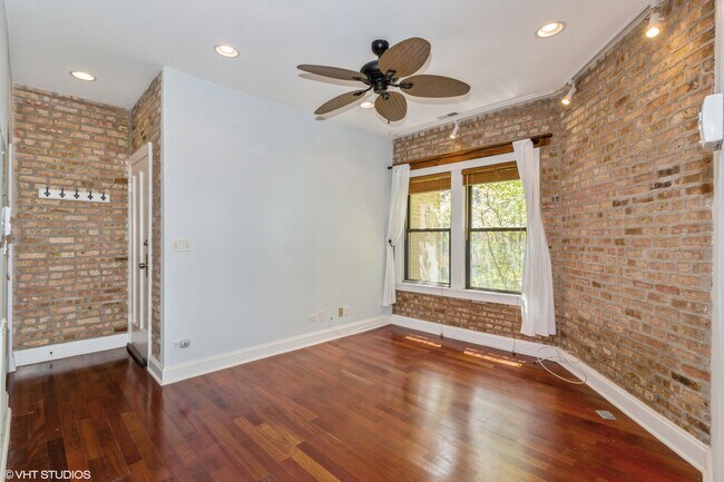 Foto del edificio - 1358-1355 W Estes Ave