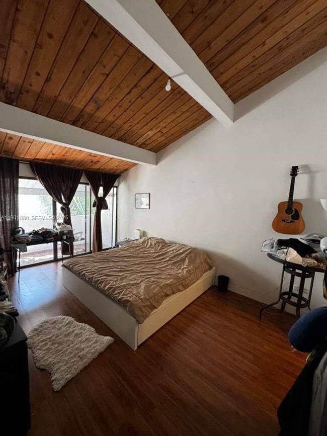 Building Photo - 19416 NE 26th Ave