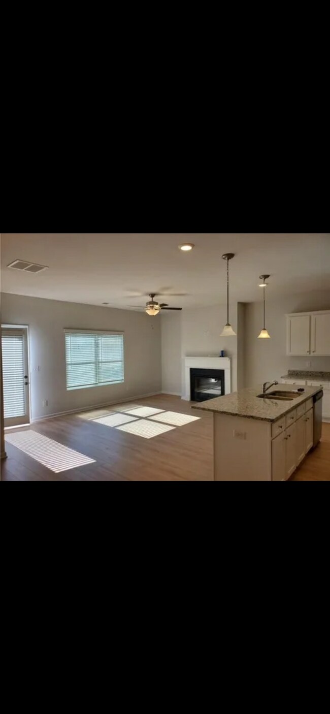 Building Photo - 4529 Fillmore Trl SW