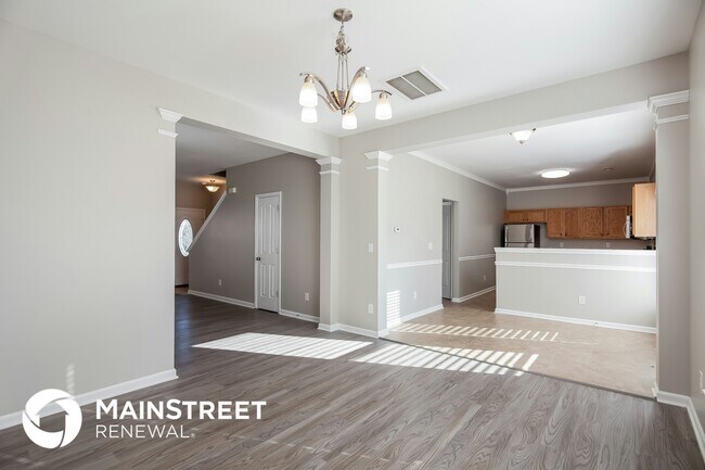 Building Photo - 1013 Lavender Cir