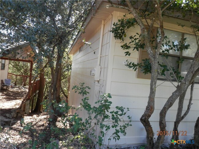 Building Photo - 1728 Colleen Dr