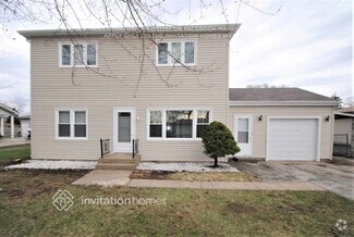 Building Photo - 8732 Oak Park Ave