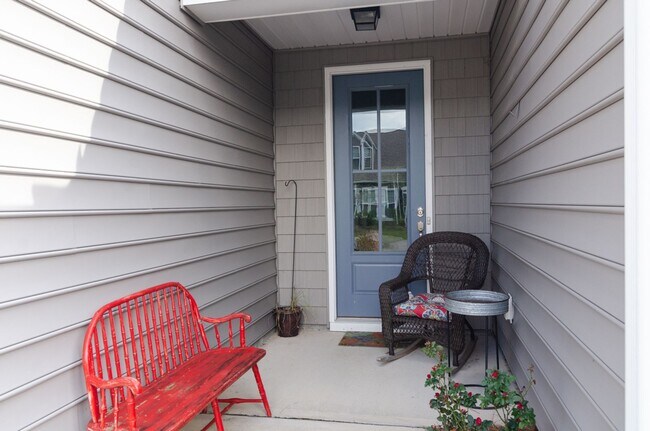 Foto del edificio - 628 Cambeck Drive #2