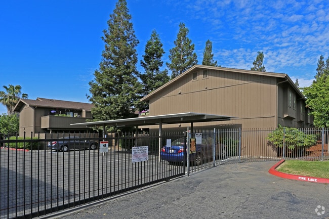 Building Photo - Fulton Villa Apartments
