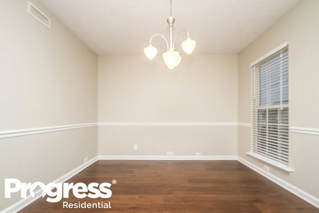 Building Photo - 7842 Rainey Dr