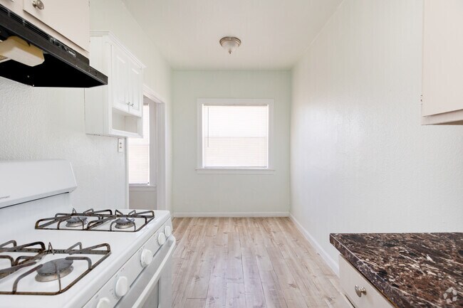 112 S Occidental Blvd - Occidental Court