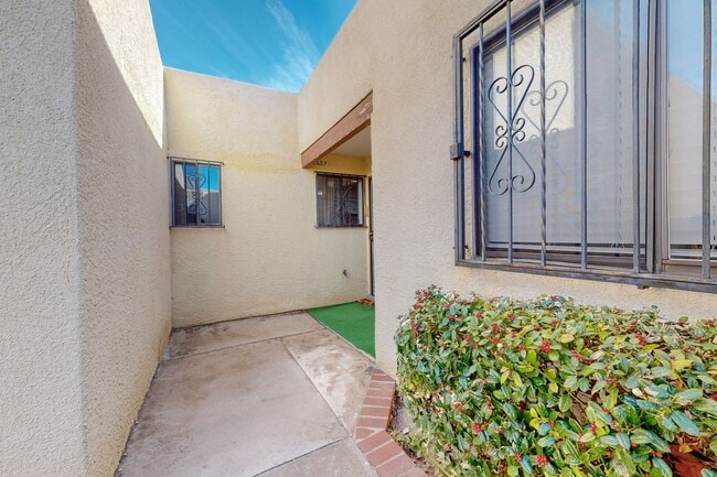 Foto del edificio - Tramway/Indian School TH 2/BD 2/BA 2/CG