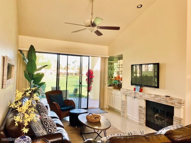 Building Photo - 2 br, 3 bath Condo - 55412 Riviera