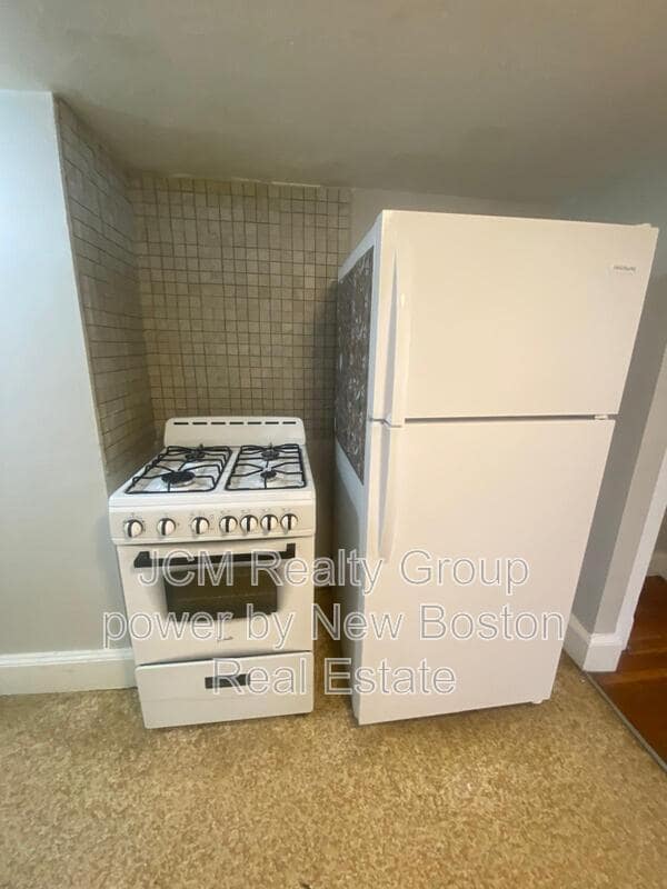 Building Photo - 95 Orange St