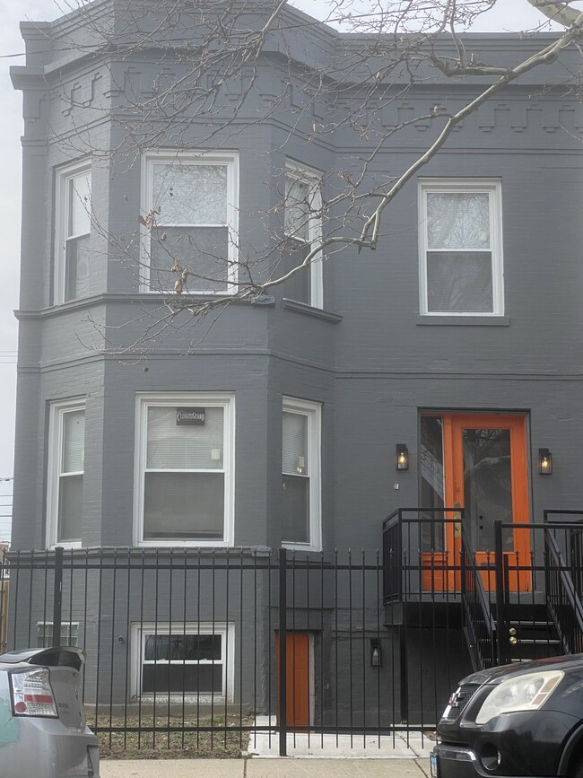 Building Photo - 7414 S Maryland Ave