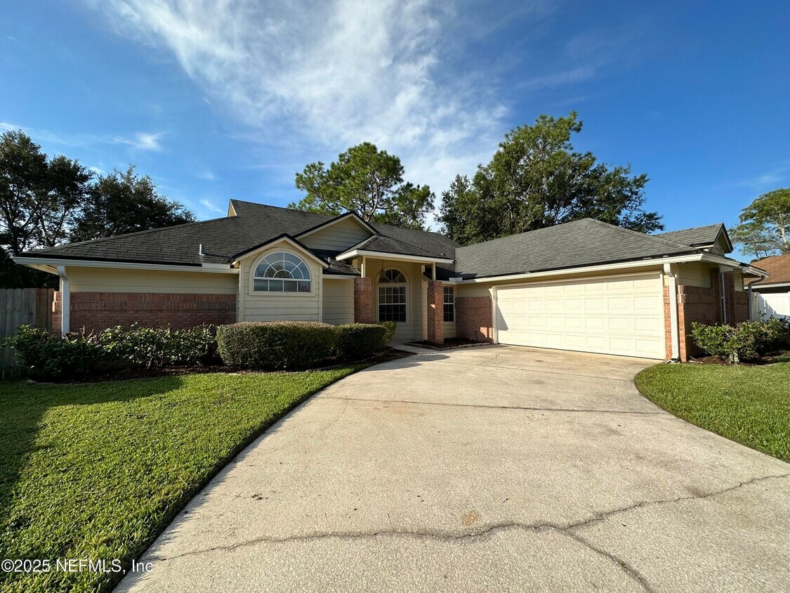 Primary Photo - 10398 Triple Crown Ave