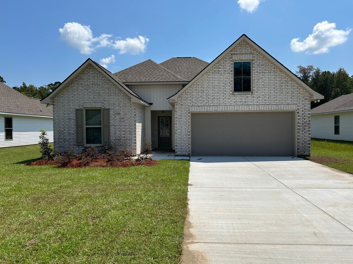 Foto principal - 41366 Rosewood Ln