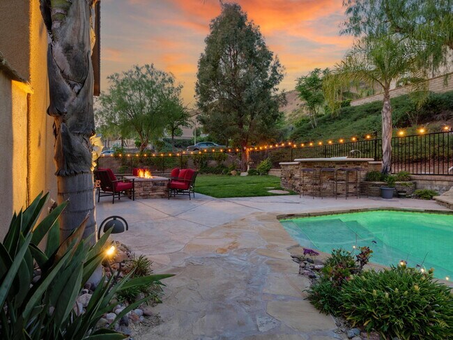 Foto del edificio - 29158 Black Pine Way