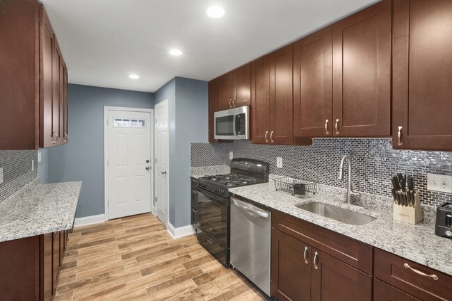 Building Photo - 518 49th Street North East