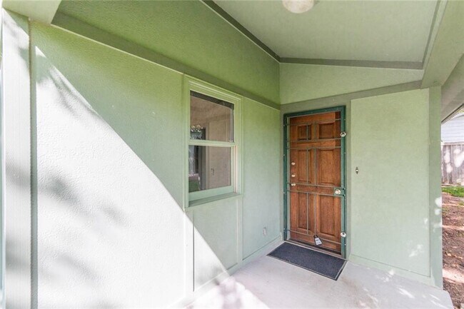 Foto del edificio - 601 W Odell St