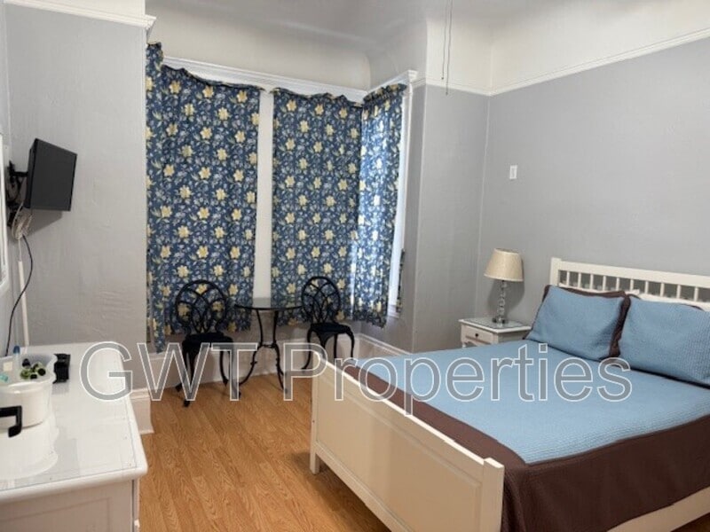 Photo - 412 Hayes Street - 611