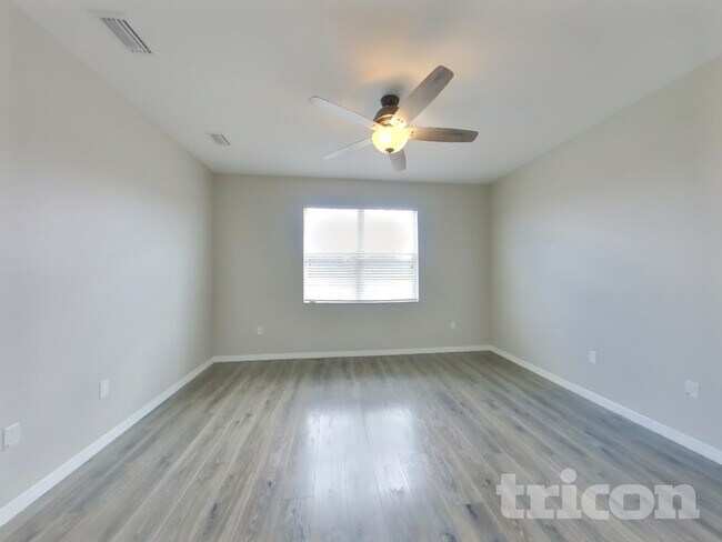 Foto del edificio - 4459 Mossy Creek Ave