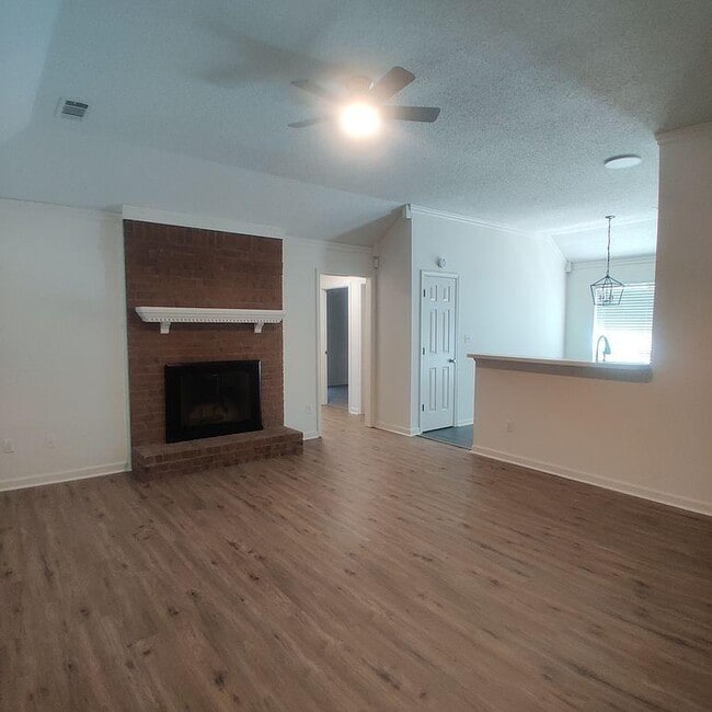 Photo - 7743 Meadow Vale Dr House