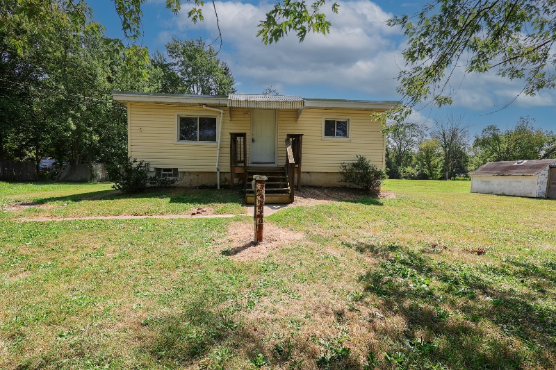 Primary Photo - 6180 Hillford Ave NE