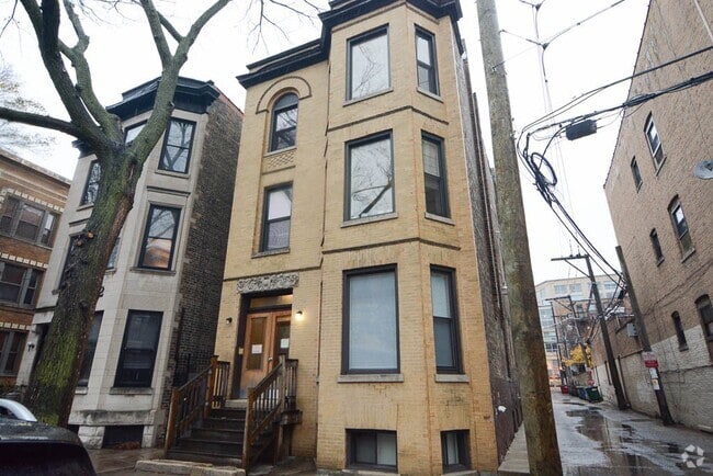 Building Photo - 850 W Fletcher St