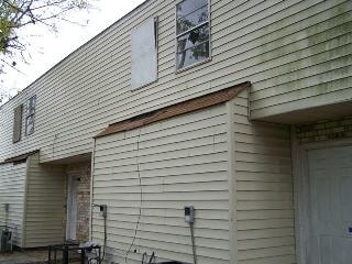 Rear - 728 Hinyub Ave