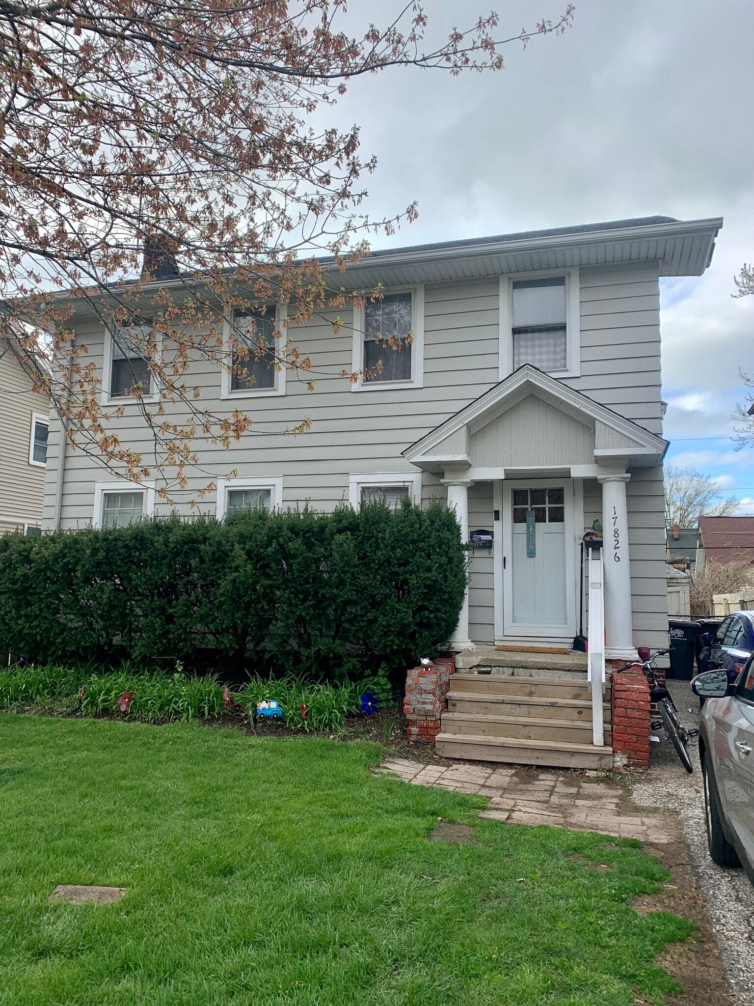17826 Northwood Ave Lakewood, OH 44107 – photo 2