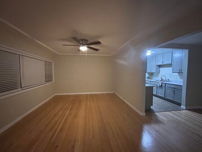 Foto del edificio - 5525 Bolivar St